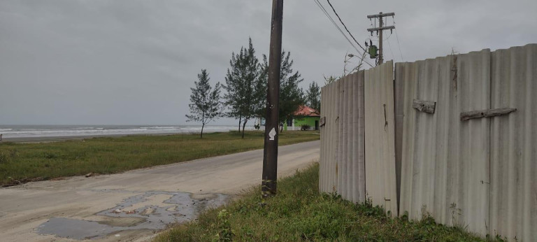 Imagem Terreno à Venda, 924 m² em Balneário Califórnia - Itanhaém Imagem Terreno à Venda, 924 m² em Balneário Califórnia - Itanhaém