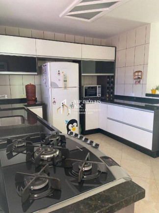 Imagem Sobrado com 3 Quartos à Venda, 238 m² em Parque João Ramalho - Santo André Imagem Sobrado com 3 Quartos à Venda, 238 m² em Parque João Ramalho - Santo André