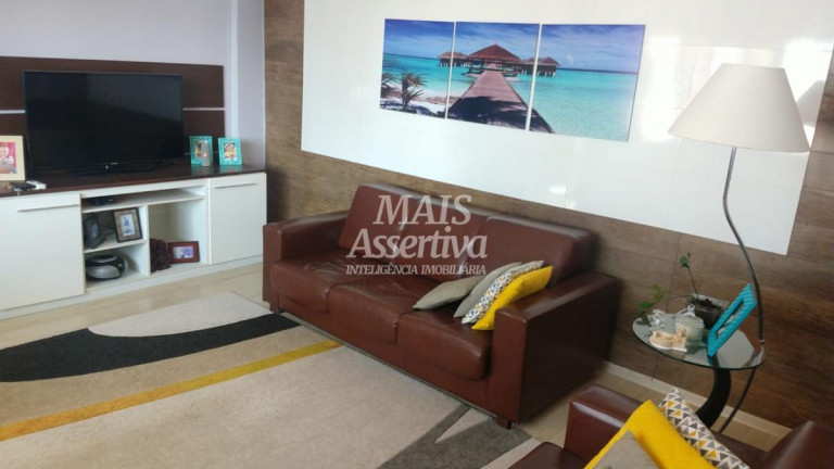 Imagem Casa com 3 Quartos à Venda, 990 m² em Rondônia - Novo Hamburgo Imagem Casa com 3 Quartos à Venda, 990 m² em Rondônia - Novo Hamburgo