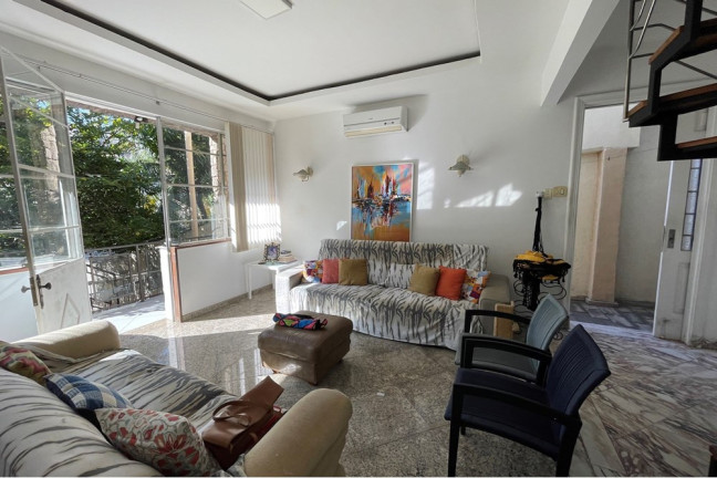Imagem Casa com 5 Quartos à Venda, 670 m² em Vila Isabel - Rio De Janeiro