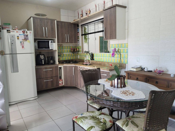 Imagem Casa com 3 Quartos à Venda, 130 m² em Centro - Barra Velha