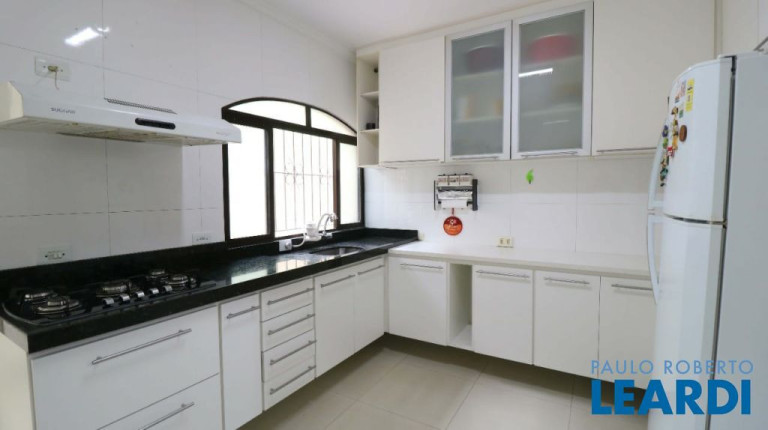 Imagem Sobrado com 3 Quartos à Venda, 217 m² em Vila Floresta - Santo André Imagem Sobrado com 3 Quartos à Venda, 217 m² em Vila Floresta - Santo André
