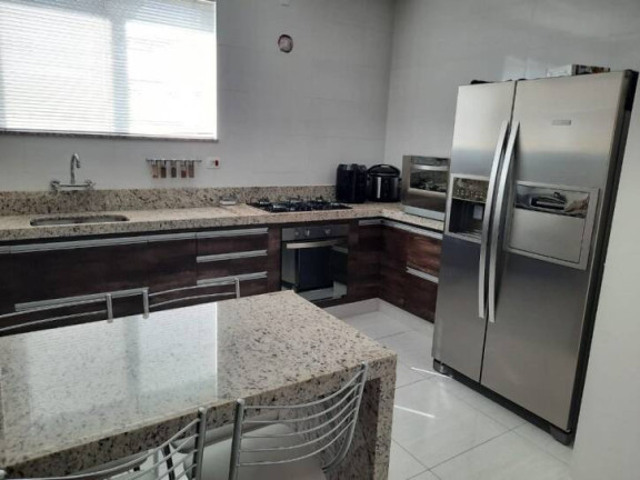 Imagem Sobrado com 3 Quartos à Venda, 340 m² em Centro - Tremembé Imagem Sobrado com 3 Quartos à Venda, 340 m² em Centro - Tremembé
