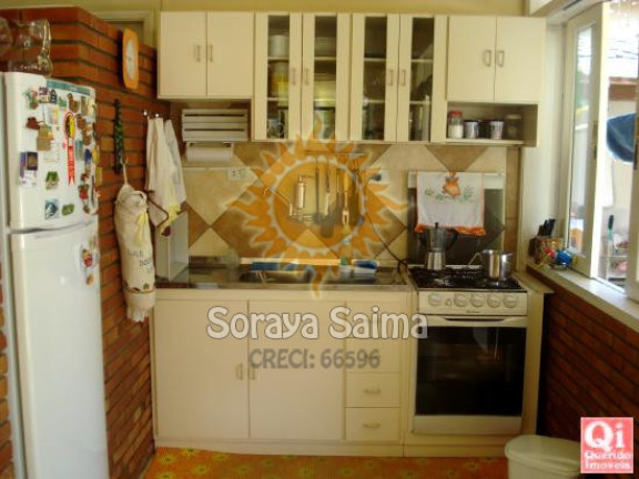 Casa à Venda, 720 m² em Jardim Samambaia - Ubatuba