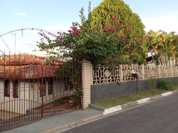 Casa com 3 Quartos à Venda, 1.020 m² em Jardim Centenário - Atibaia