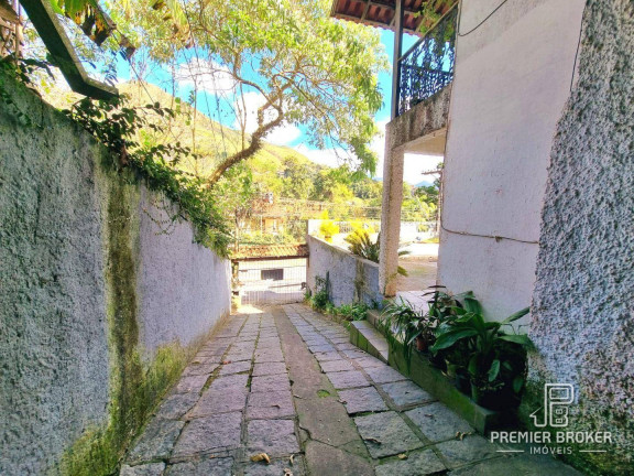 Imagem Casa com 4 Quartos à Venda, 230 m² em Bom Retiro - Teresópolis