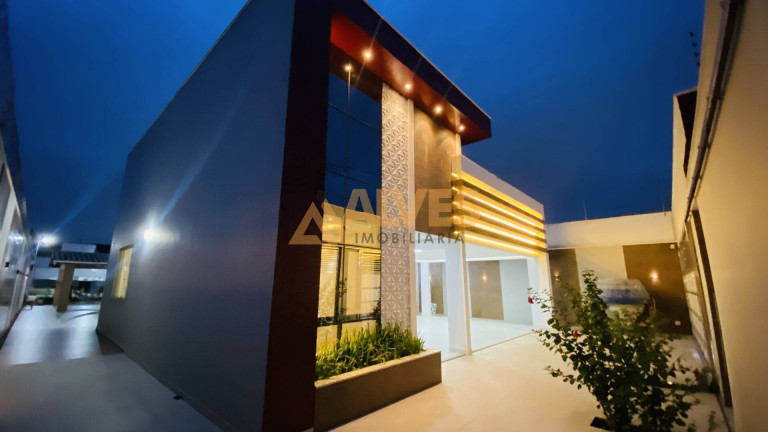 Imagem Casa com 3 Quartos à Venda, 300 m² em Cidade Nova - Feira De Santana