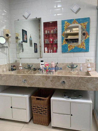 Imagem Sobrado com 5 Quartos à Venda, 250 m² em Caputera - Arujá Imagem Sobrado com 5 Quartos à Venda, 250 m² em Caputera - Arujá