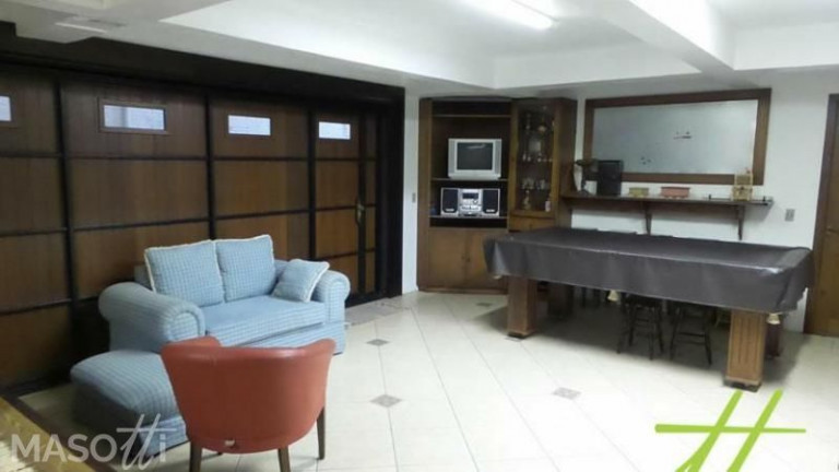 Imagem Casa com 5 Quartos à Venda, 330 m² em Centro - Gramado Imagem Casa com 5 Quartos à Venda, 330 m² em Centro - Gramado