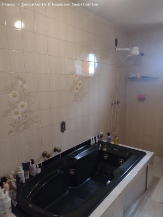 Imagem Casa com 4 Quartos à Venda, 340 m² em Centro Alto - Ribeirão Pires