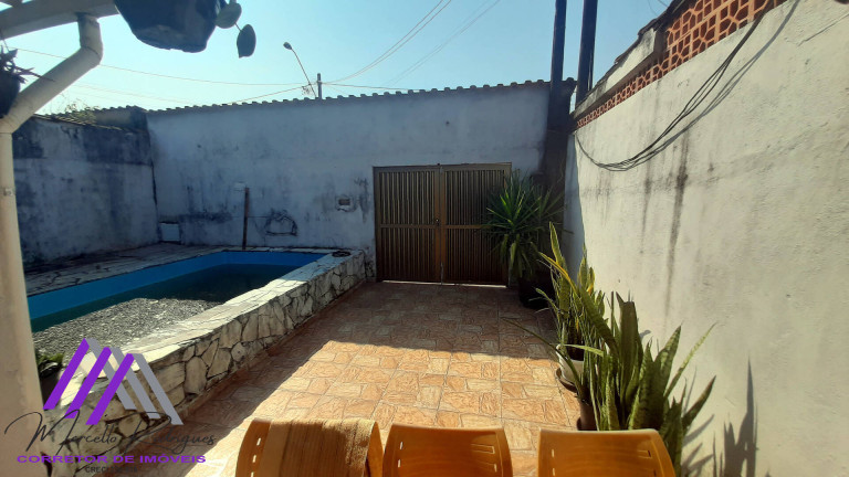 Imagem Casa com 3 Quartos à Venda, 104 m² em Samambaia - Praia Grande