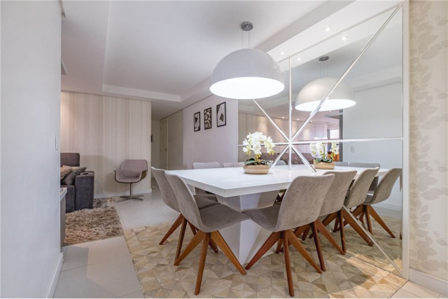 Imagem Imóvel com 2 Quartos à Venda,  em Estreito - Florianópolis