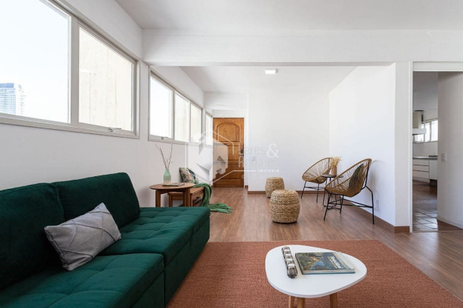Imagem Apartamento com 3 Quartos à Venda, 121 m² em Itaim Bibi - São Paulo