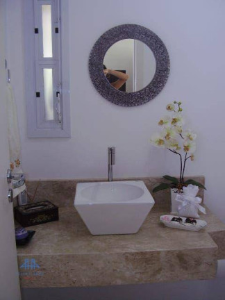 Imagem Casa com 4 Quartos à Venda, 306 m² em Córrego Grande - Florianópolis Imagem Casa com 4 Quartos à Venda, 306 m² em Córrego Grande - Florianópolis