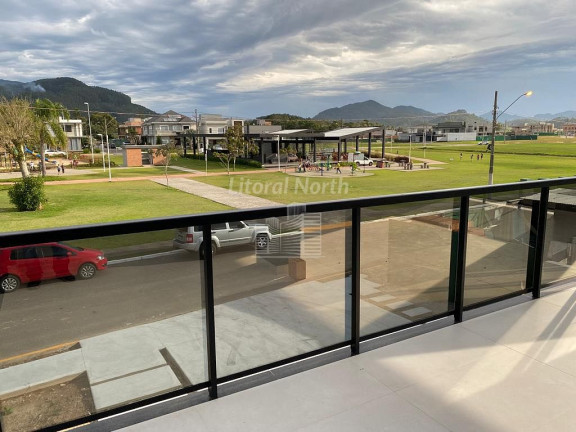 Imagem Casa de Condomínio com 3 Quartos à Venda, 400 m² em Santa Regina - Camboriú Imagem Casa de Condomínio com 3 Quartos à Venda, 400 m² em Santa Regina - Camboriú