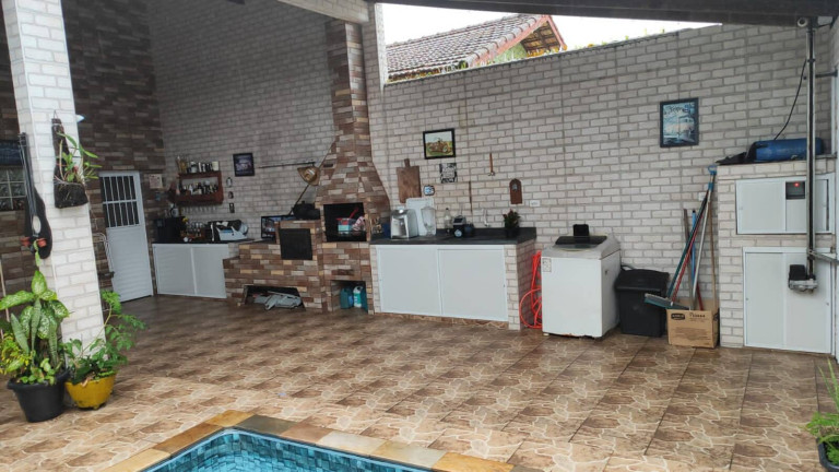 Imagem Casa com 2 Quartos à Venda, 260 m² em Mirim - Praia Grande