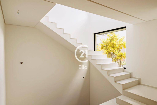 Imagem Casa com 3 Quartos à Venda, 560 m² em Moema - São Paulo Imagem Casa com 3 Quartos à Venda, 560 m² em Moema - São Paulo