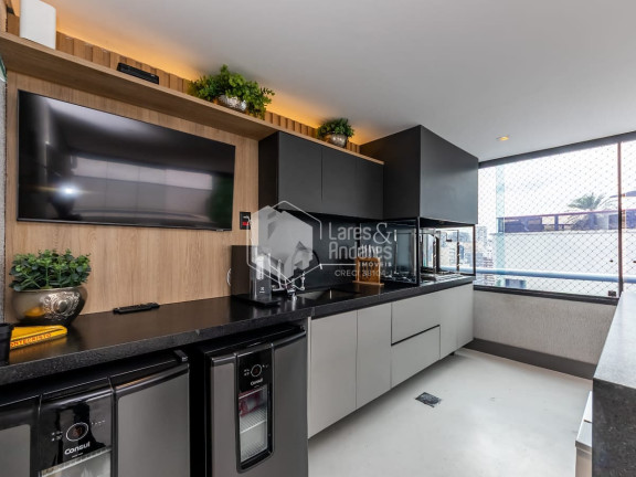 Imagem Imóvel com 2 Quartos à Venda, 195 m² em Moema - São Paulo Imagem Imóvel com 2 Quartos à Venda, 195 m² em Moema - São Paulo