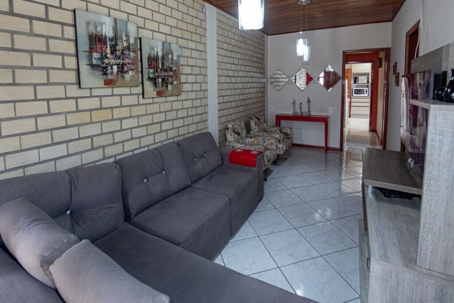 Imagem Casa com 2 Quartos à Venda, 94 m² em Rubem Berta - Porto Alegre