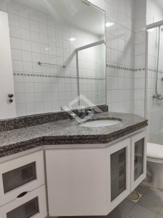 Imagem Apartamento com 3 Quartos à Venda, 70 m² em Icaraí - Niterói
