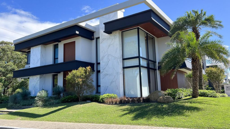 Imagem Casa com 6 Quartos à Venda, 200 m² em -- - Capao Da Canoa