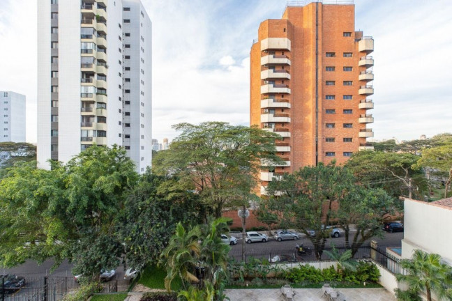 Imagem Imóvel com 5 Quartos à Venda, 220 m² em Moema - São Paulo Imagem Imóvel com 5 Quartos à Venda, 220 m² em Moema - São Paulo