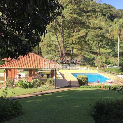 Chácara com 14 Quartos à Venda, 5 m² em Canguerinha - Mairinque