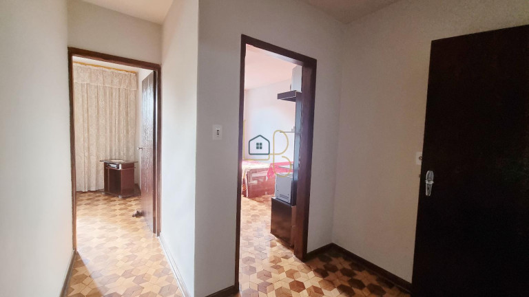 Imagem Sobrado com 3 Quartos à Venda, 243 m² em Jardim Palmares - Londrina