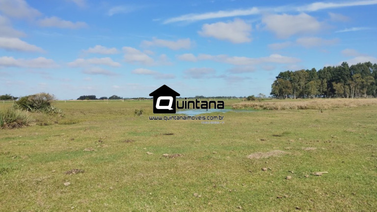 Imagem Imóvel com 2 Quartos à Venda, 470.000 m² em Quinta - Rio Grande