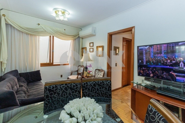 Apartamento com 2 Quartos à Venda, 71 m² em Auxiliadora - Porto Alegre