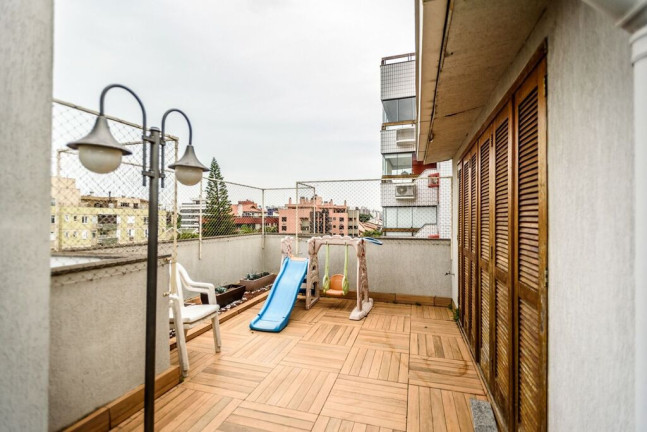 Imagem Cobertura com 3 Quartos à Venda, 241 m² em Jardim Lindóia - Porto Alegre