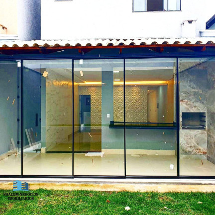 Imagem Casa com 4 Quartos à Venda, 215 m² em Jd Planalto - Goiânia
