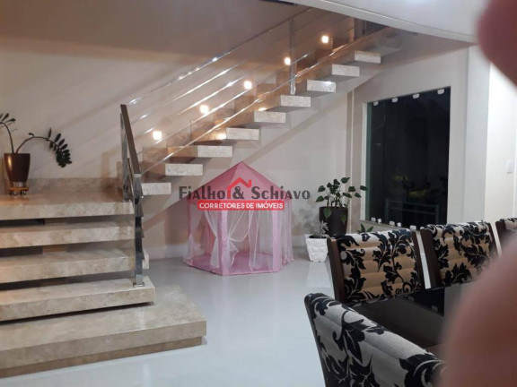 Imagem Casa com 5 Quartos à Venda, em Viçosa Imagem Casa com 5 Quartos à Venda, em Viçosa