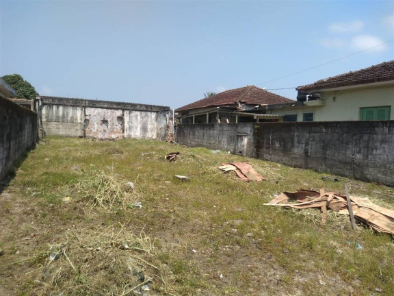Terreno à Venda, 350 m² em Jockey Club - São Vicente