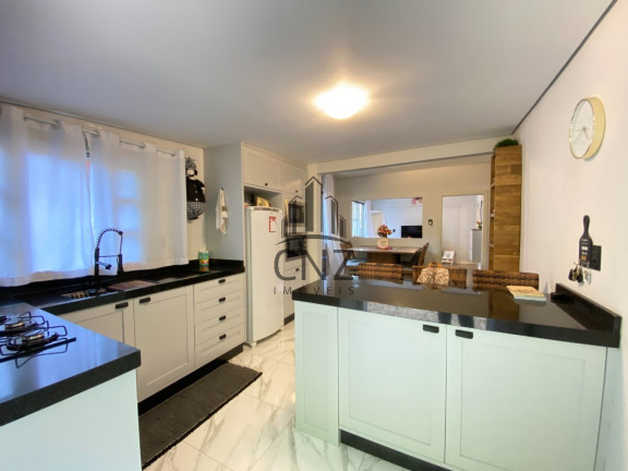 Imagem Casa com 3 Quartos à Venda, 100 m² em Centro I - Brusque Imagem Casa com 3 Quartos à Venda, 100 m² em Centro I - Brusque