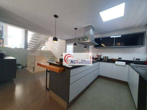 Imagem Casa com 3 Quartos à Venda ou Locação, 550 m² em Vila Verde - Itapevi Imagem Casa com 3 Quartos à Venda ou Locação, 550 m² em Vila Verde - Itapevi