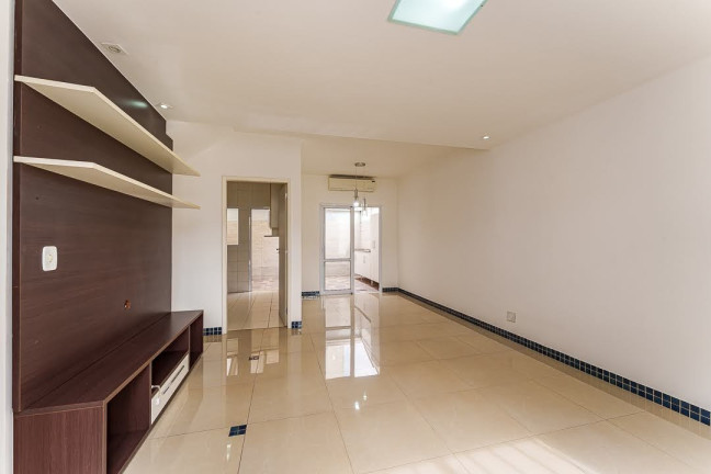 Imagem Casa de Condomínio com 3 Quartos à Venda, 118 m² em Vila Marari - São Paulo Imagem Casa de Condomínio com 3 Quartos à Venda, 118 m² em Vila Marari - São Paulo
