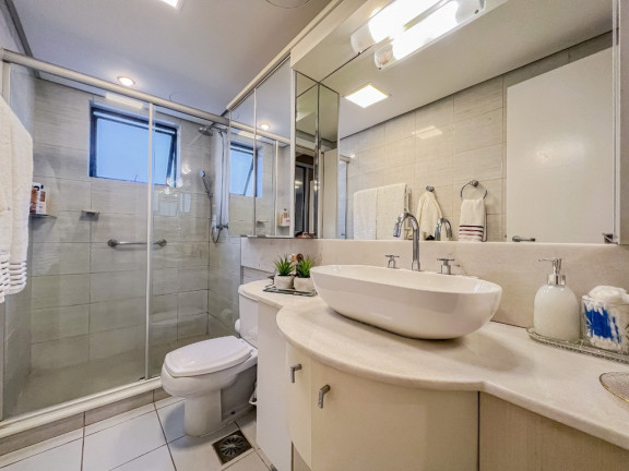 Imagem Apartamento com 3 Quartos à Venda, 150 m² em Bela Vista - Porto Alegre