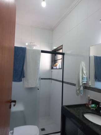 Imagem Casa com 3 Quartos à Venda, 250 m² em São José Dos Campos Imagem Casa com 3 Quartos à Venda, 250 m² em São José Dos Campos