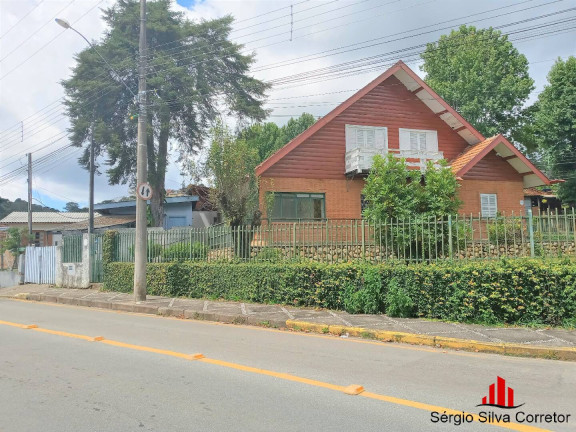 Casa à Venda, 400 m² em Vila Abernéssia - Campos Do Jordão