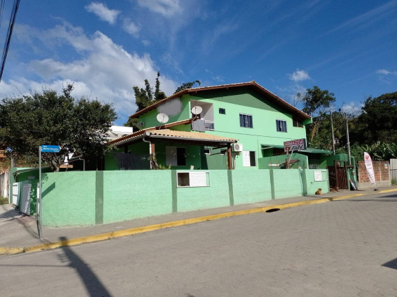 Imagem Casa com 2 Quartos à Venda, 240 m² em Bombas - Bombinhas Imagem Casa com 2 Quartos à Venda, 240 m² em Bombas - Bombinhas