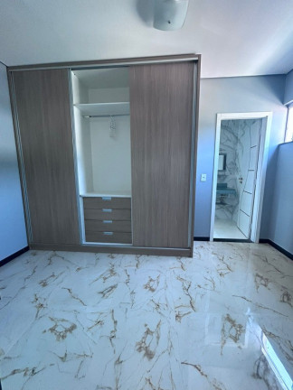 Imagem Casa com 3 Quartos à Venda, 250 m² em Colônia Terra Nova - Manaus