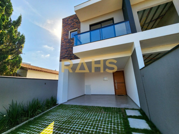 Casa com 3 Quartos à Venda, 131 m² em Saguaçu - Joinville