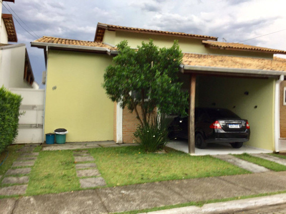 Casa com 3 Quartos para Alugar, 200 m² em Piracangaguá - Taubaté