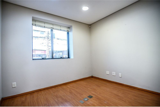 Imagem Sala Comercial à Venda, em Auxiliadora - Porto Alegre Imagem Sala Comercial à Venda, em Auxiliadora - Porto Alegre