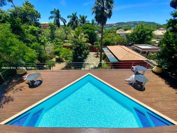 Imagem Casa com 6 Quartos à Venda, 500 m² em Ferradura - Armação Dos Búzios Imagem Casa com 6 Quartos à Venda, 500 m² em Ferradura - Armação Dos Búzios
