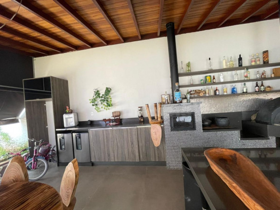 Imagem Casa com 3 Quartos à Venda, 320 m² em Jardins (polvilho) - Cajamar Imagem Casa com 3 Quartos à Venda, 320 m² em Jardins (polvilho) - Cajamar