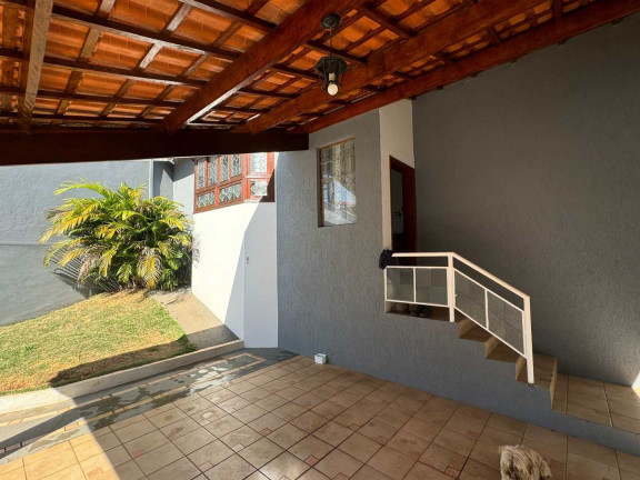 Imagem Casa com 3 Quartos à Venda, 412 m² em Guatambu - Piedade