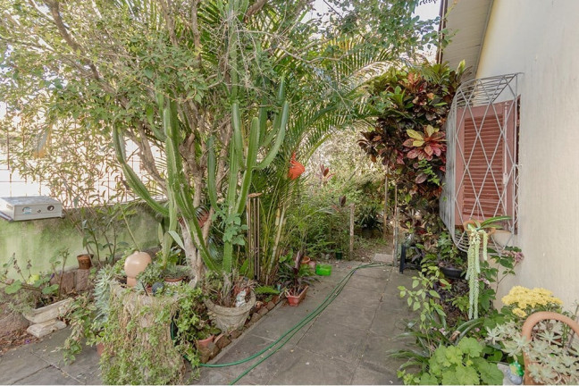 Imagem Casa com 4 Quartos à Venda, 130 m² em Espírito Santo - Porto Alegre