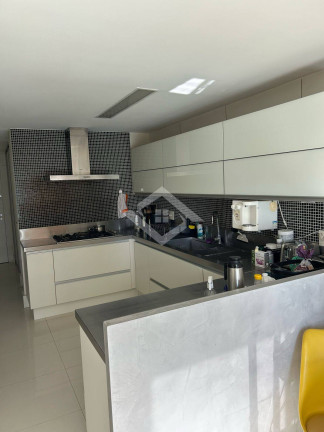 Imagem Apartamento com 4 Quartos à Venda, 233 m² em Barra Da Tijuca - Rio De Janeiro Imagem Apartamento com 4 Quartos à Venda, 233 m² em Barra Da Tijuca - Rio De Janeiro